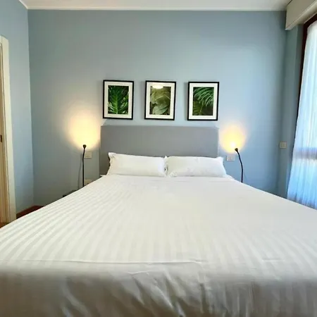 Apartment Maison Bleue- Romantic Flat,apt Near M1 -duomo 2 Fermate -centro Mailand